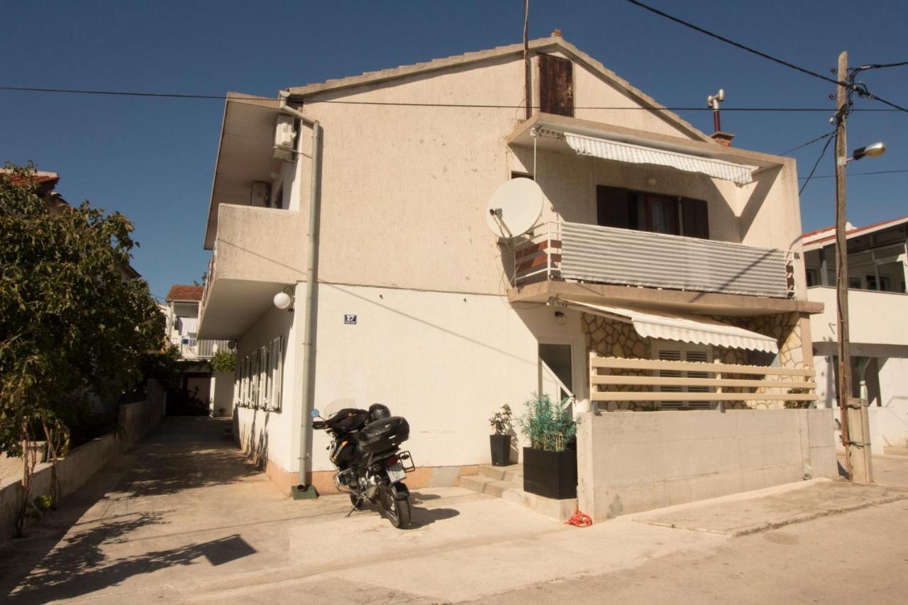 Apartmani Ana Juricev Vodice Exteriér fotografie
