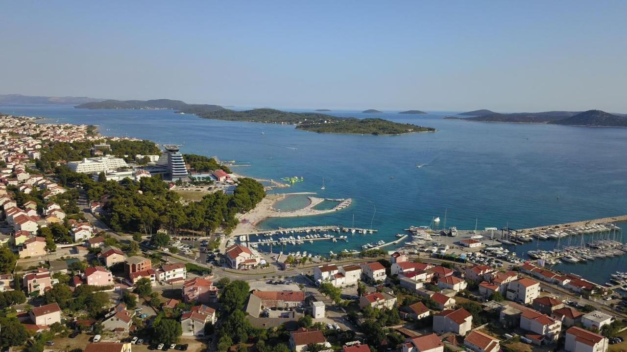 Apartmani Ana Juricev Vodice Exteriér fotografie