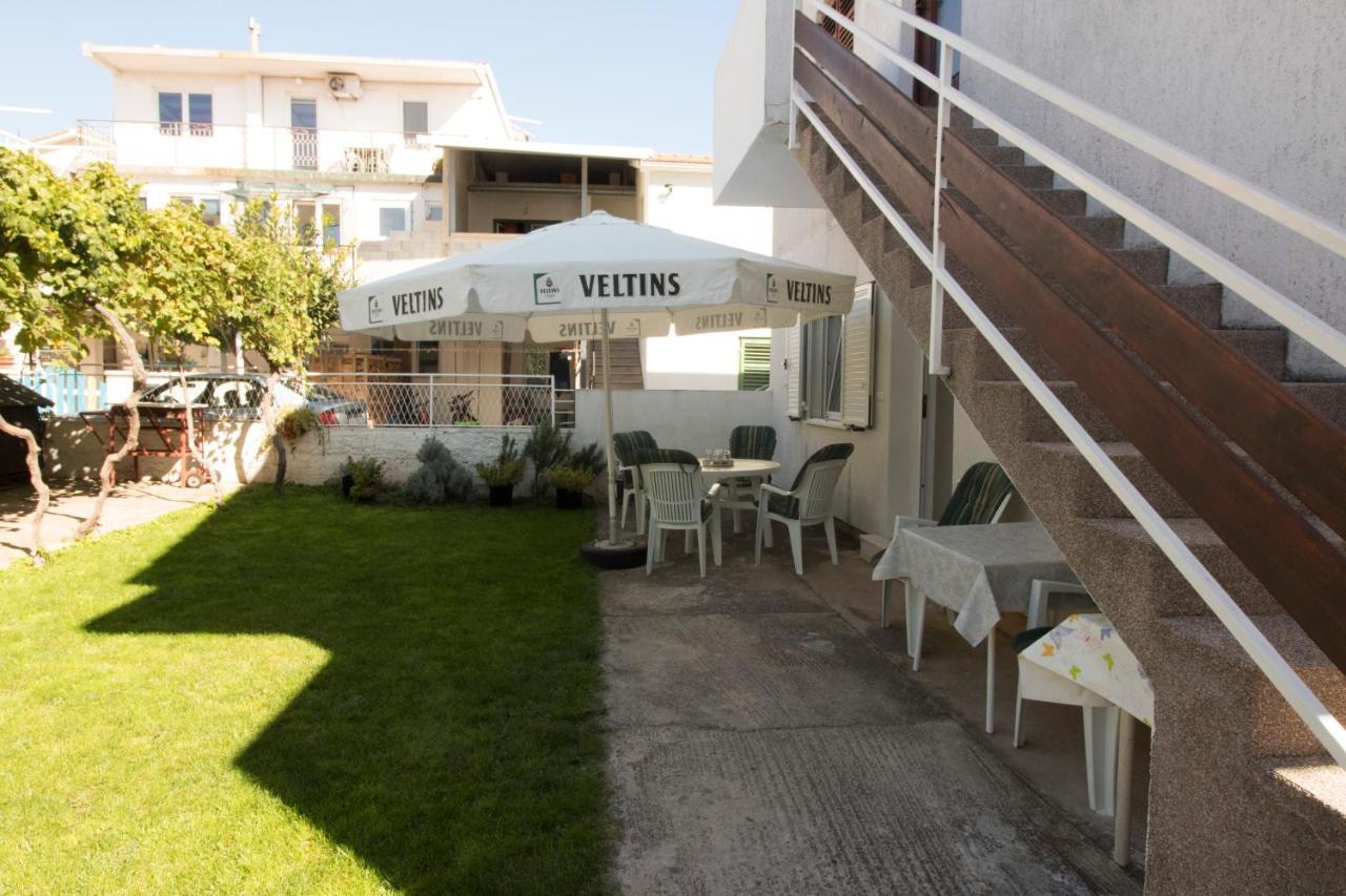 Apartmani Ana Juricev Vodice Exteriér fotografie