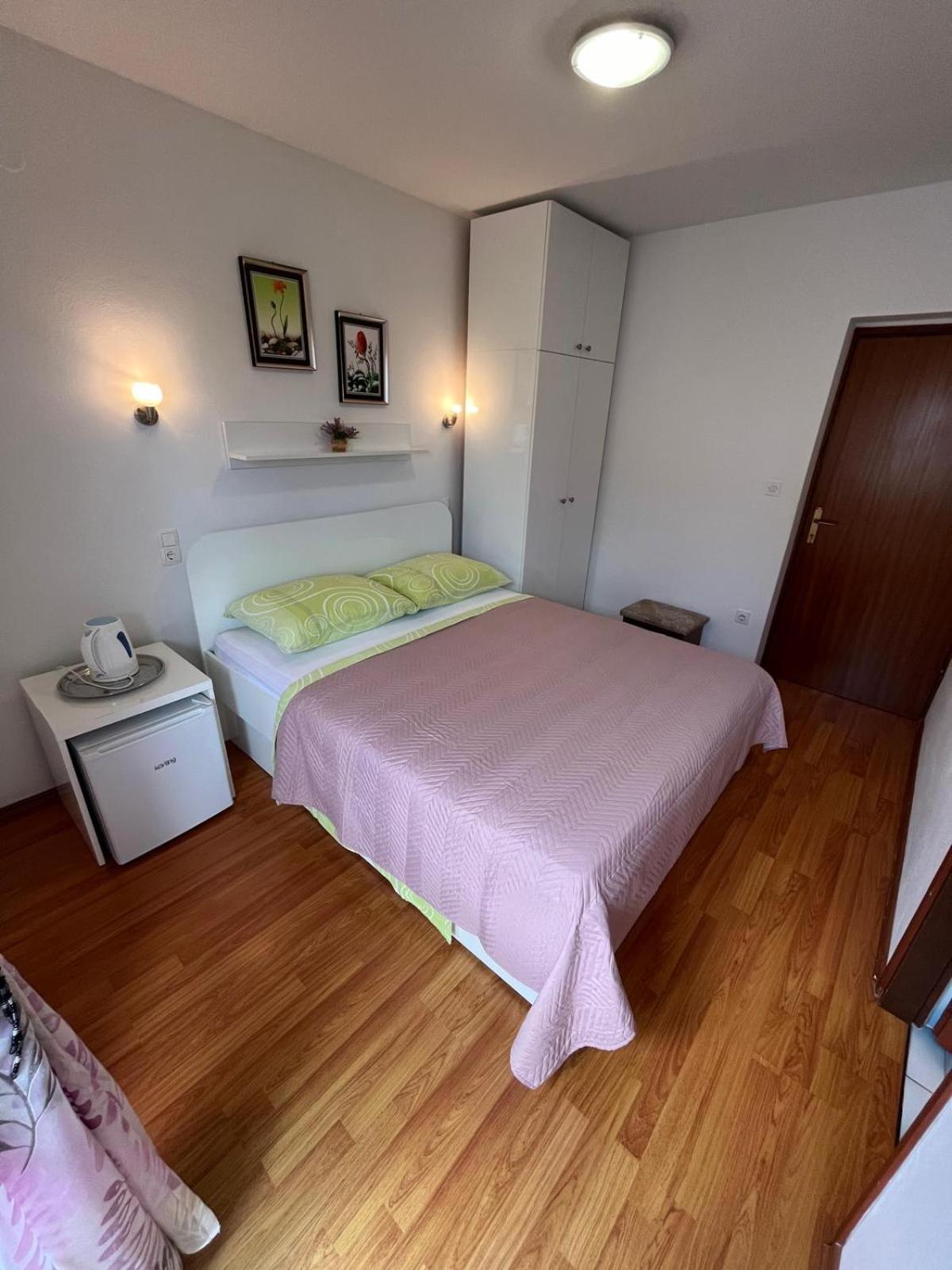 Apartmani Ana Juricev Vodice Exteriér fotografie