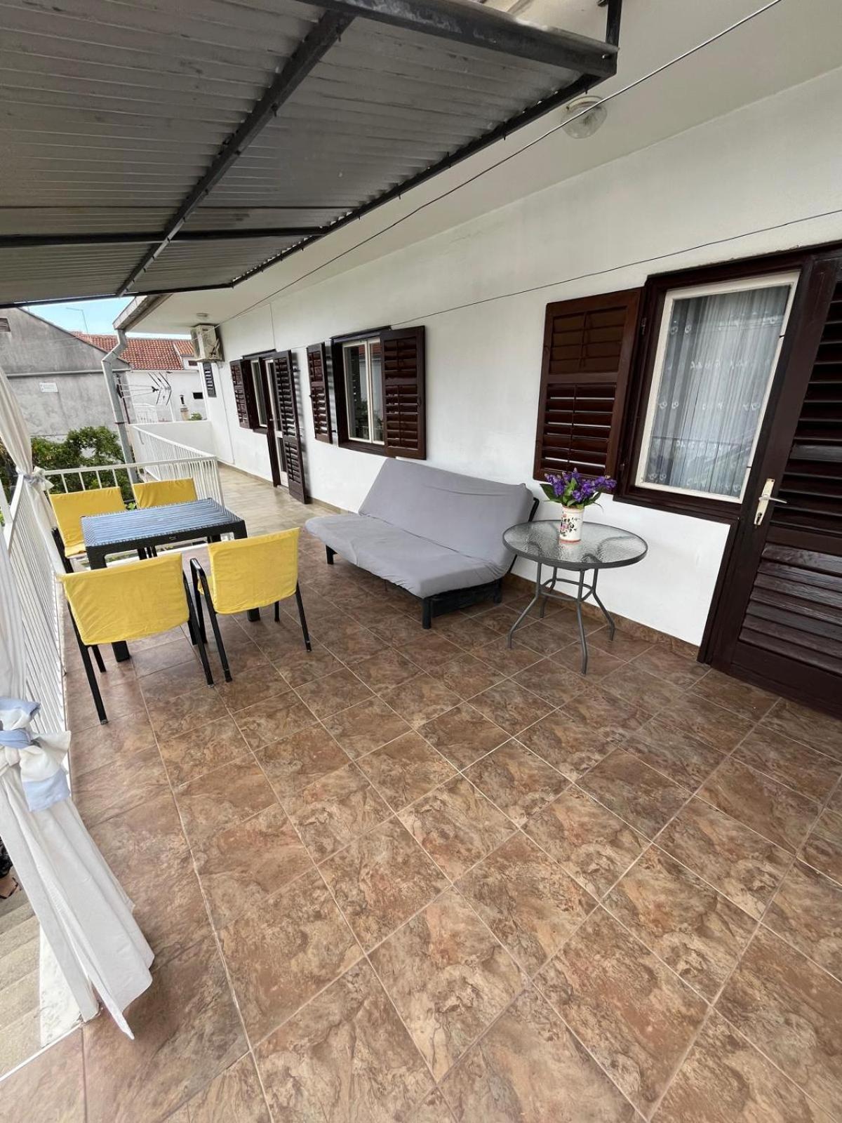 Apartmani Ana Juricev Vodice Exteriér fotografie
