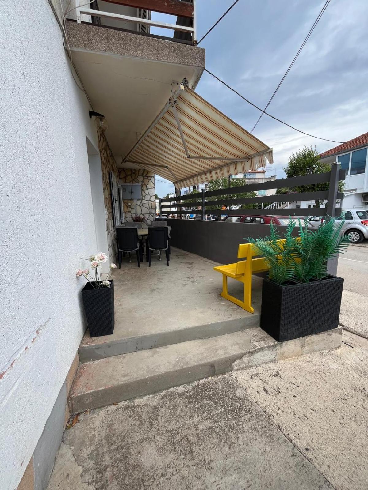 Apartmani Ana Juricev Vodice Exteriér fotografie