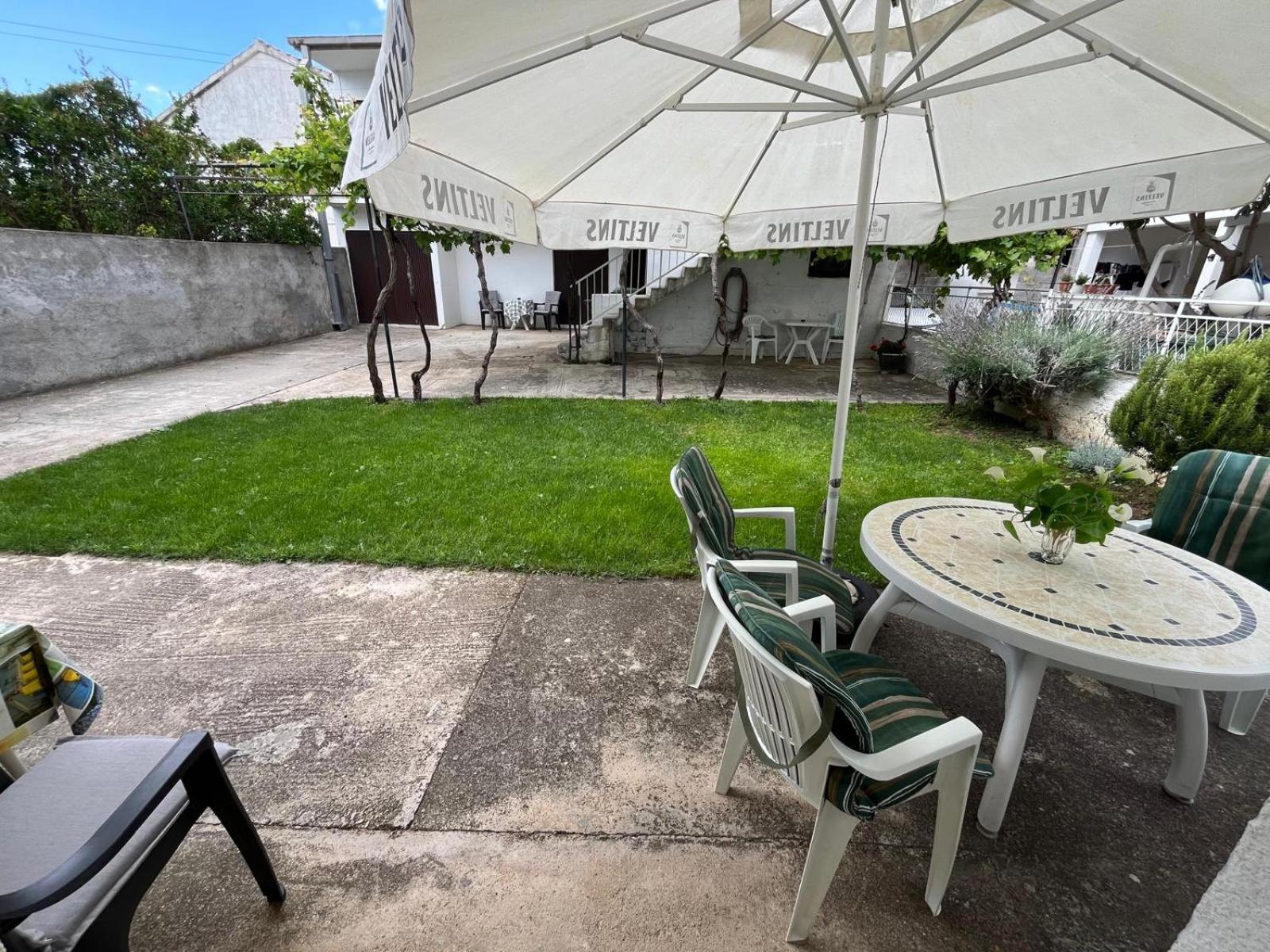 Apartmani Ana Juricev Vodice Exteriér fotografie